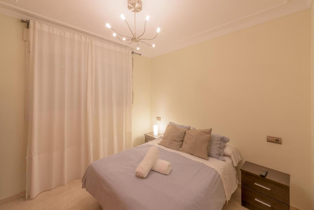 Apartamento Centrico Sibarys- 2 Dormitorios เนร์คา ภายนอก รูปภาพ